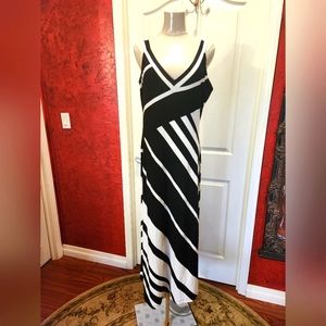 PETER NYGARD DRESS